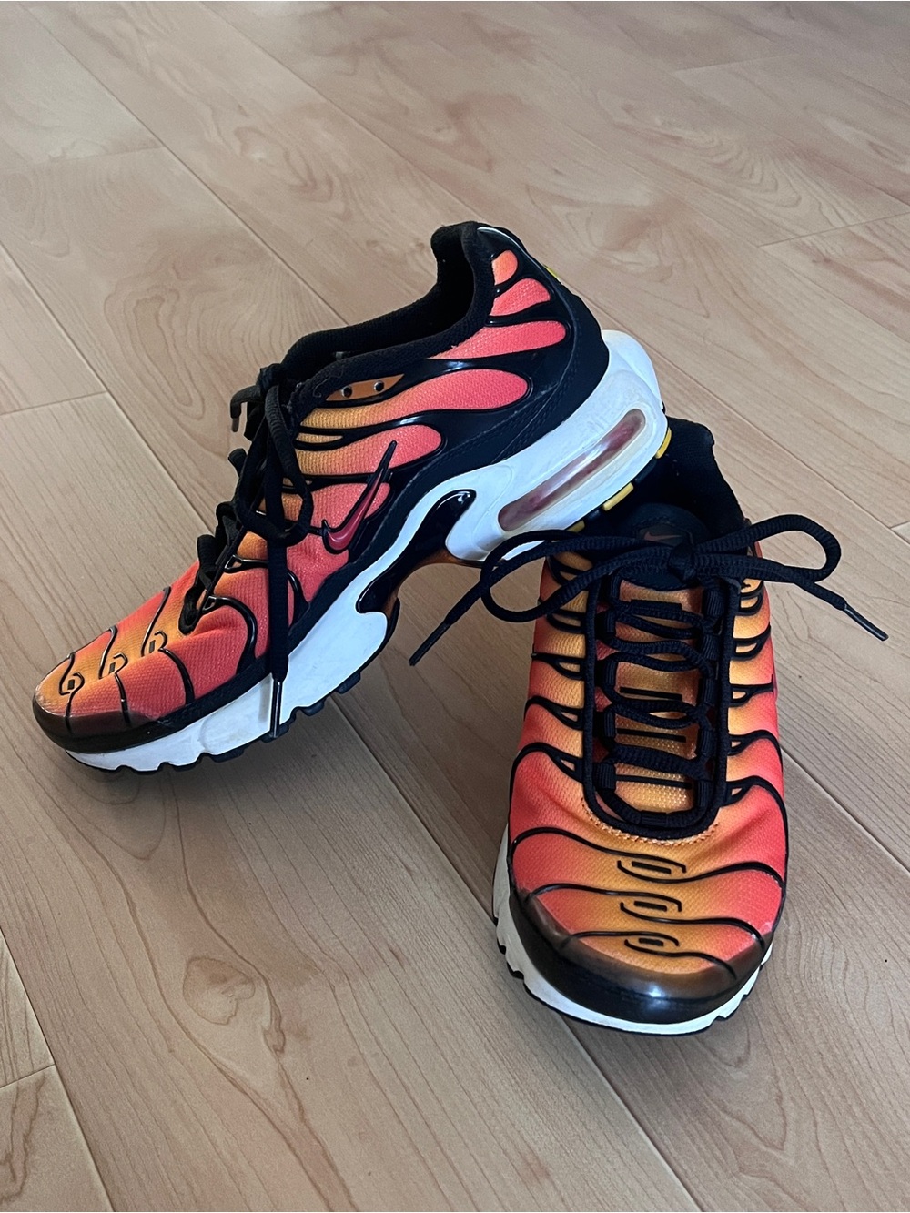 Nike Air Max Plus TN ‘Sunset’ Sneakers BV7426-001 Size 5Y-6.5W